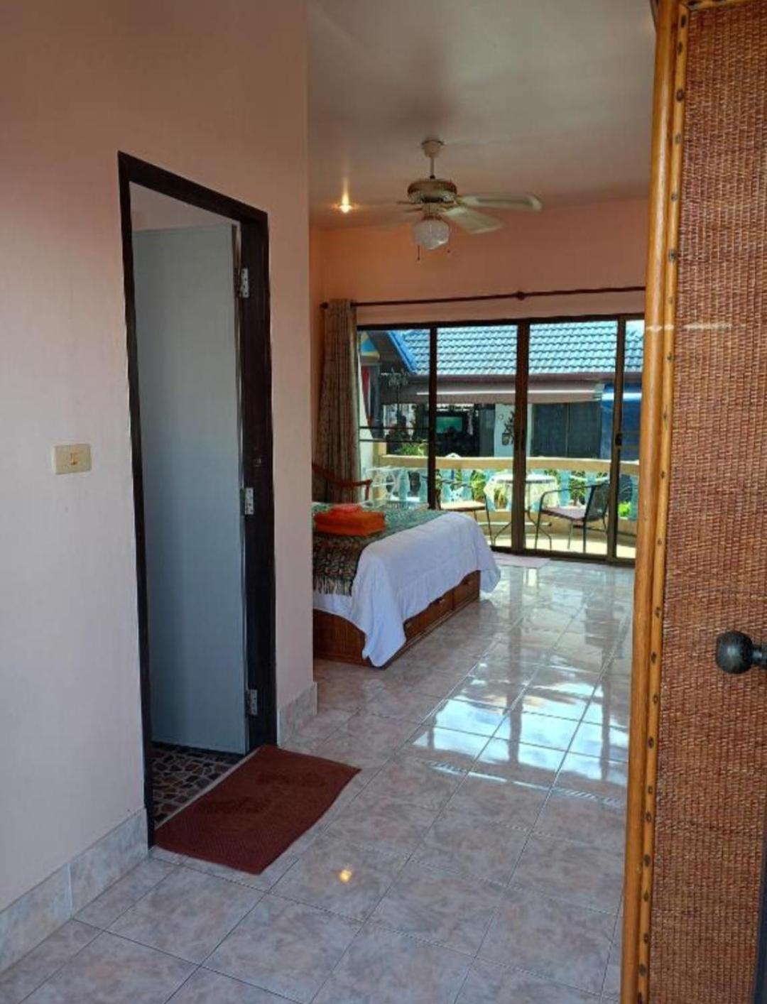 Patong Sunbeach Mansion מראה חיצוני תמונה